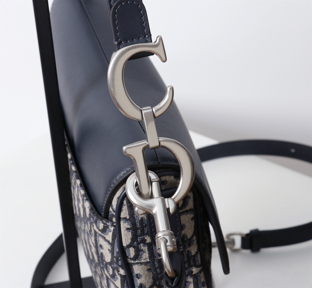 Saddle Bag Blue Dior Oblique Jacquard and Black Calfskin